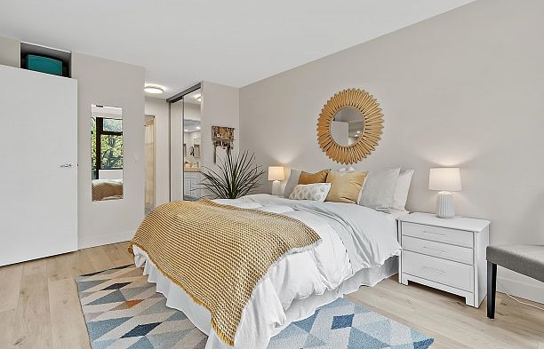 205 2445 W 3rd Avenue Kitsilano