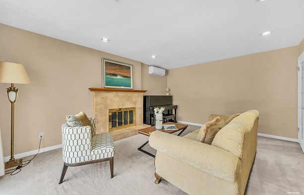 4418 Osler Street Shaughnessy