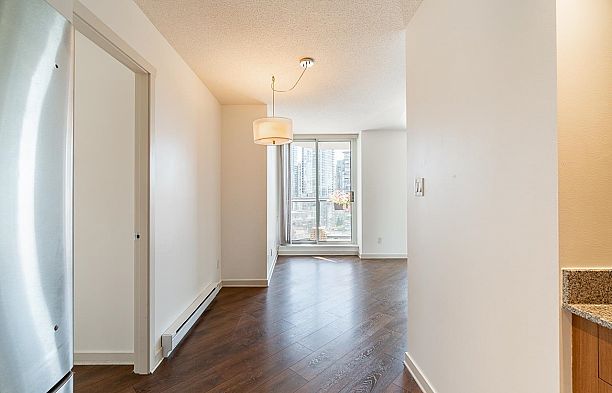 1208 1212 Howe Street Downtown VW