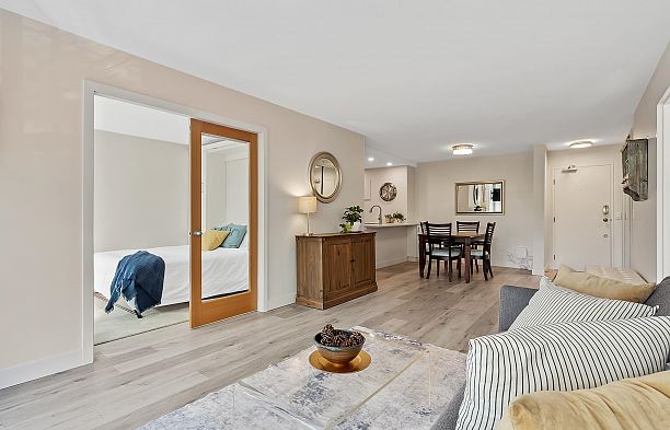205 2445 W 3rd Avenue Kitsilano