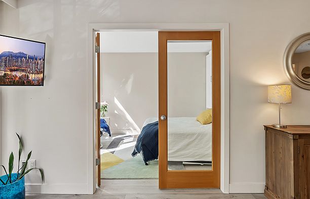 205 2445 W 3rd Avenue Kitsilano