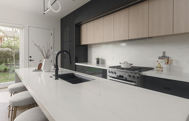 1 3232 W 38th Avenue Kerrisdale