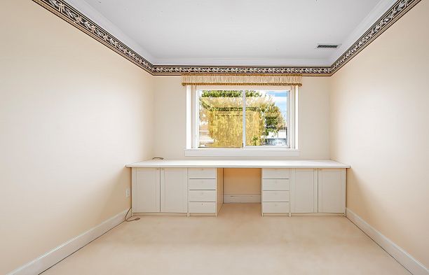 2039 W 62 Avenue S.W. Marine