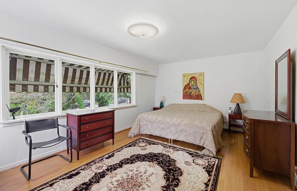 6150 Blenheim Street Kerrisdale