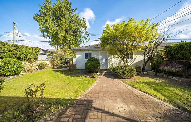 2039 W 62 Avenue S.W. Marine