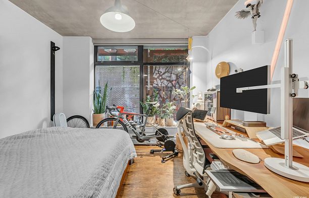 605 128 W Cordova Street Downtown VW