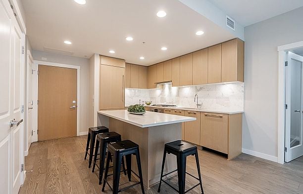 322 3563 Ross Drive University VW