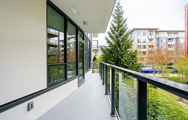 322 3563 Ross Drive University VW