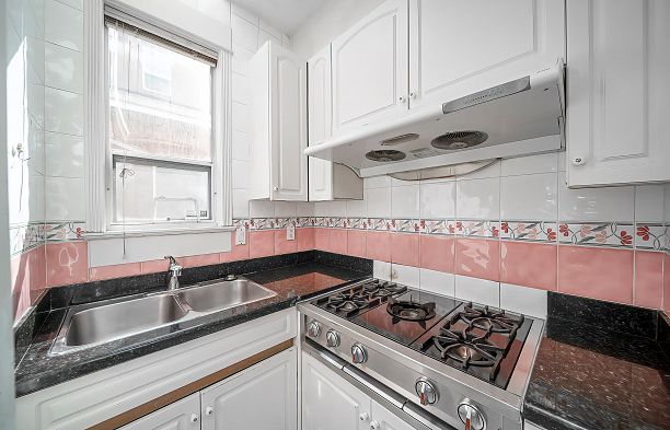 2039 W 62 Avenue S.W. Marine