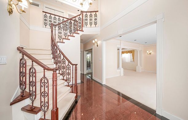 2039 W 62 Avenue S.W. Marine