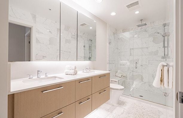 322 3563 Ross Drive University VW