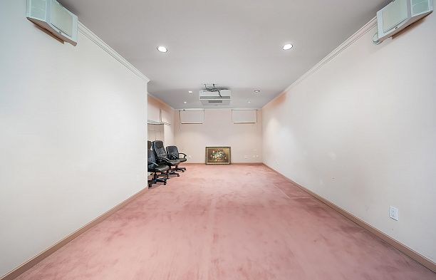 2039 W 62 Avenue S.W. Marine