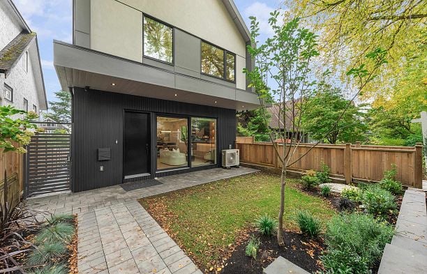 1 3232 W 38th Avenue Kerrisdale