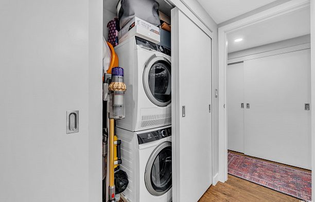 605 128 W Cordova Street Downtown VW