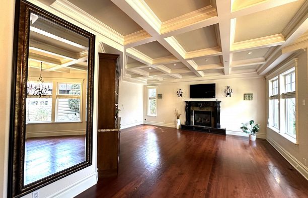 2655 W 37th Avenue MacKenzie Heights