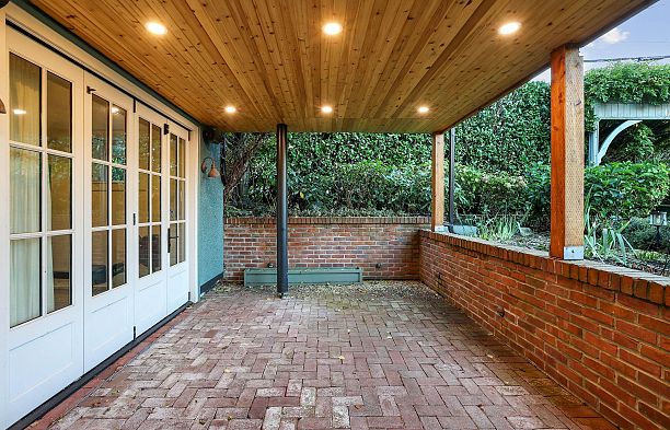 4291 W 9th Avenue Point Grey