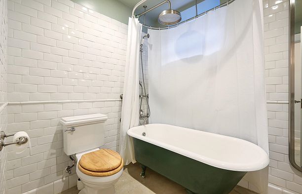 4291 W 9th Avenue Point Grey