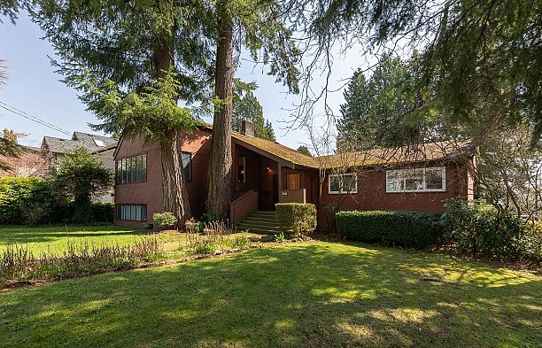 3186 W 42nd Avenue Kerrisdale