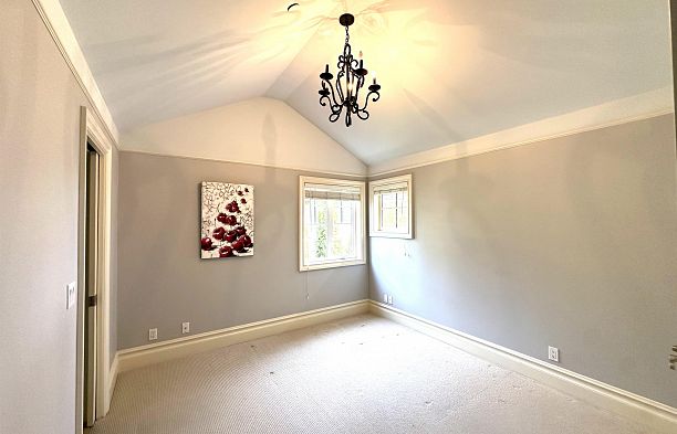 2655 W 37th Avenue MacKenzie Heights