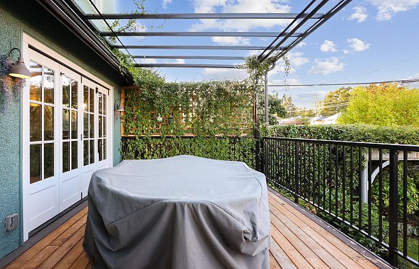 4291 W 9th Avenue Point Grey