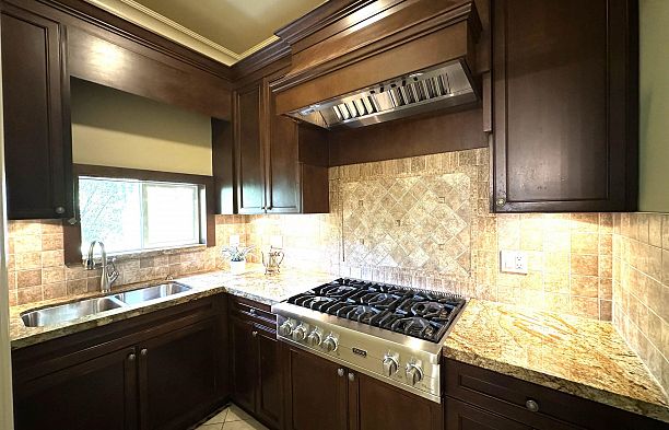 2655 W 37th Avenue MacKenzie Heights