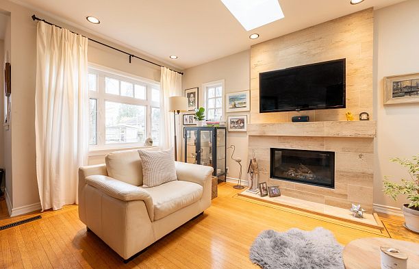4047 W 32nd Avenue Dunbar