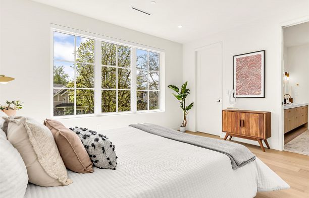 1 2043 W 45th Avenue Kerrisdale