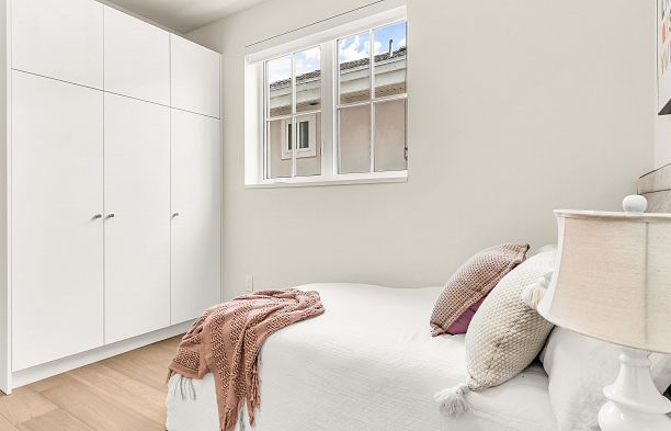 1 2043 W 45th Avenue Kerrisdale