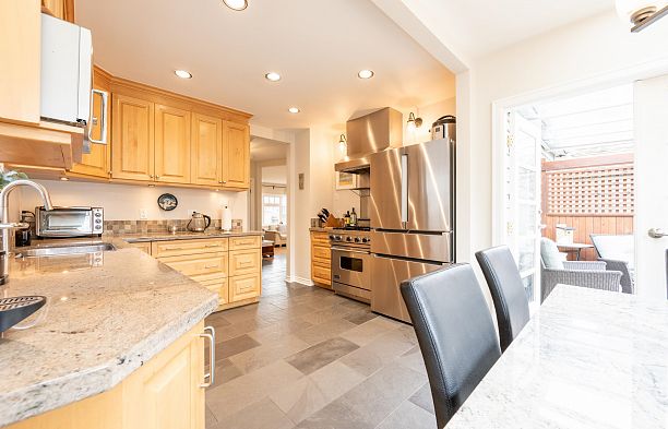 4047 W 32nd Avenue Dunbar