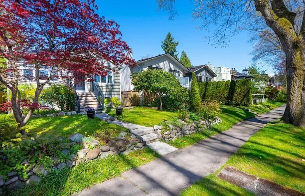 4047 W 32nd Avenue Dunbar