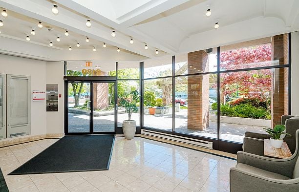 302 2189 W 42nd Avenue Kerrisdale