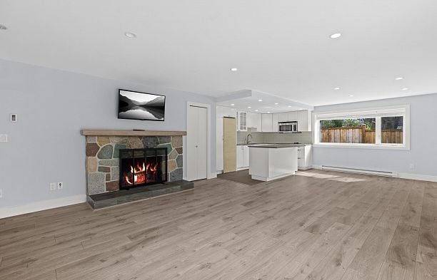 6297 Mackenzie Street Kerrisdale