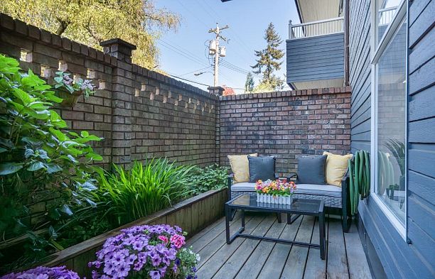 109 3875 W 4th Avenue Point Grey