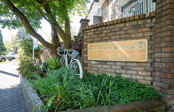 109 3875 W 4th Avenue Point Grey