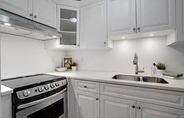 109 3875 W 4th Avenue Point Grey