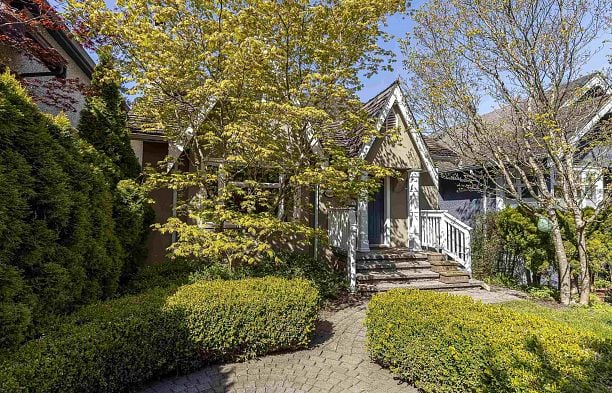 4549 W 12th Avenue Point Grey