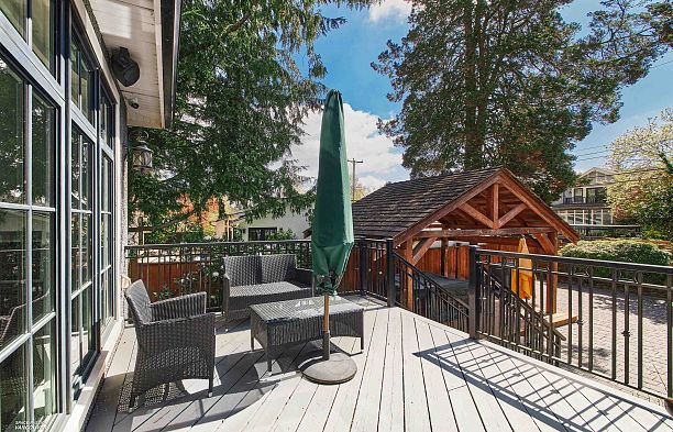 2262 W 36th Avenue Quilchena