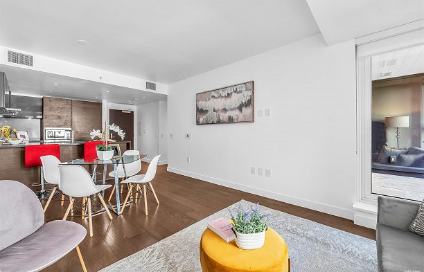 506 1571 W 57th Avenue South Granville