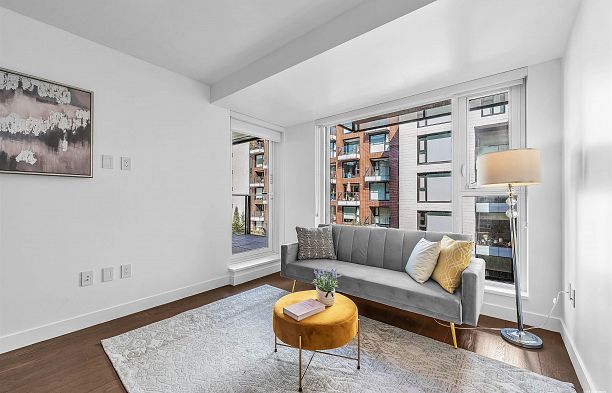 506 1571 W 57th Avenue South Granville