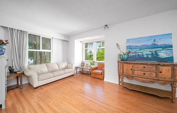 1623 W 66th Avenue S.W. Marine