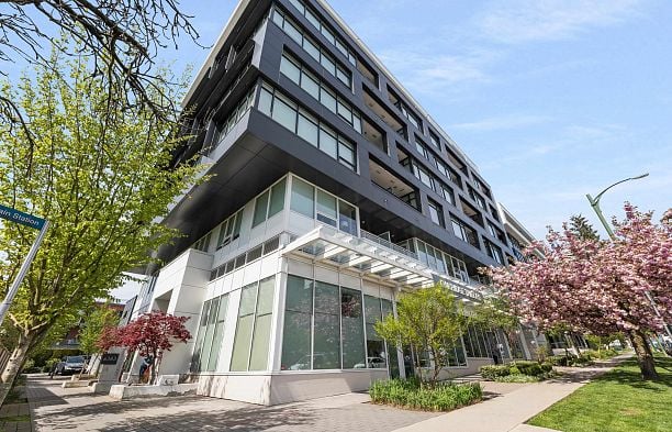 205 6383 Cambie Street Oakridge VW