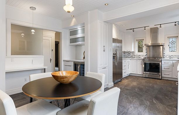 2907 W 30th Avenue MacKenzie Heights