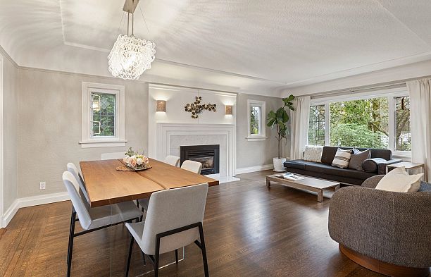 2907 W 30th Avenue MacKenzie Heights