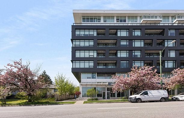 205 6383 Cambie Street Oakridge VW