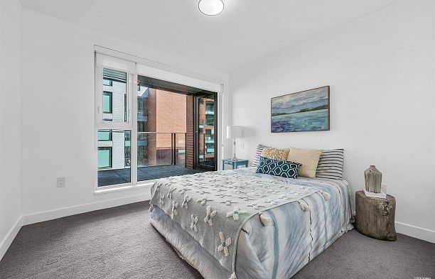 506 1571 W 57th Avenue South Granville