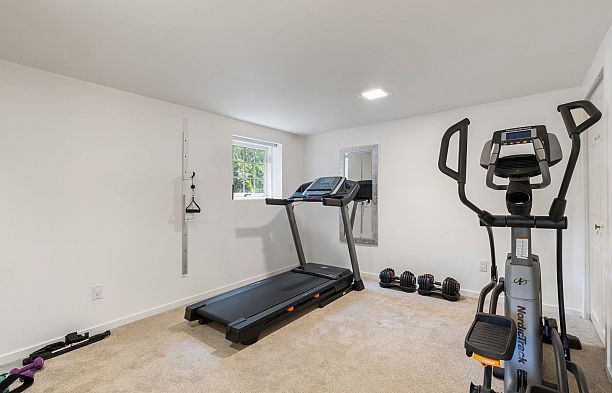 2907 W 30th Avenue MacKenzie Heights