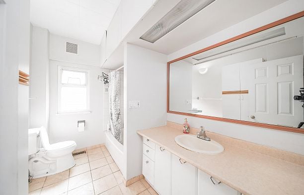 1623 W 66th Avenue S.W. Marine