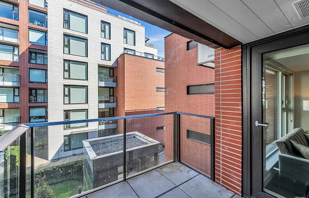 506 1571 W 57th Avenue South Granville