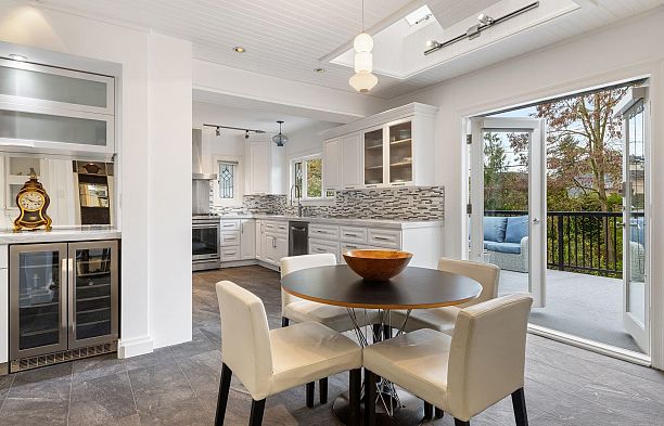 2907 W 30th Avenue MacKenzie Heights