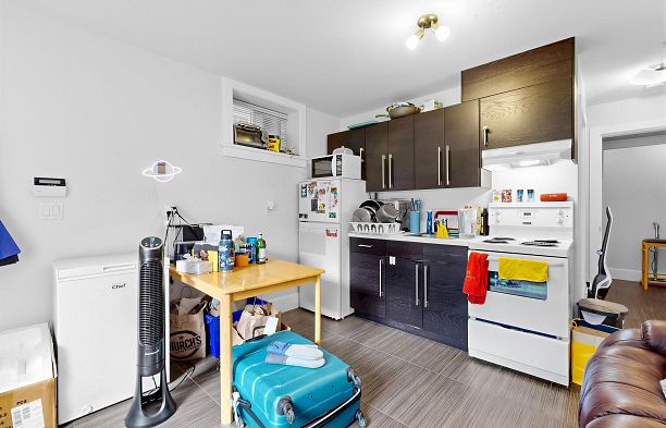 1 2922 W 41st Avenue Kerrisdale